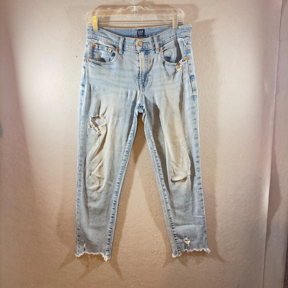 880 | Gap Girlfriend Distressed Raw Hem Light Wash Jeans Womens 2/26